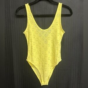 Forever 21 Sunny Yellow Eyelet Lace bodysuit Tank Top Small NWT